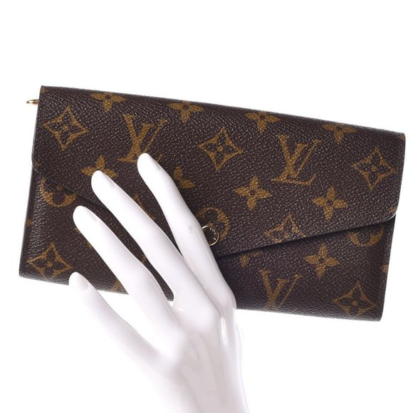 Louis Vuitton Handbags - 💎✨Authentic✨💎 LV Monogram Canvas Sarah Wallet with 16 card slots